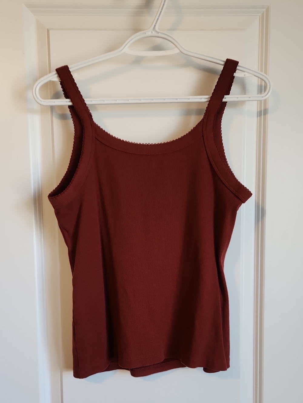 Old Navy Burgundy Ribbed Tank Top - Picture 2 of 3